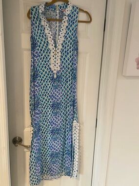 Lilly Pulitzer Blue, Teal and White Printed Sleeveless Dress